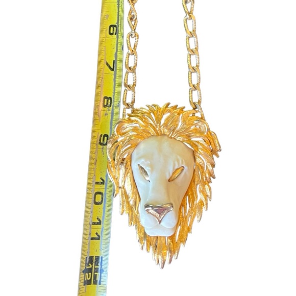 Razza Vintage Leo Lion Necklace - Picture 3 of 5